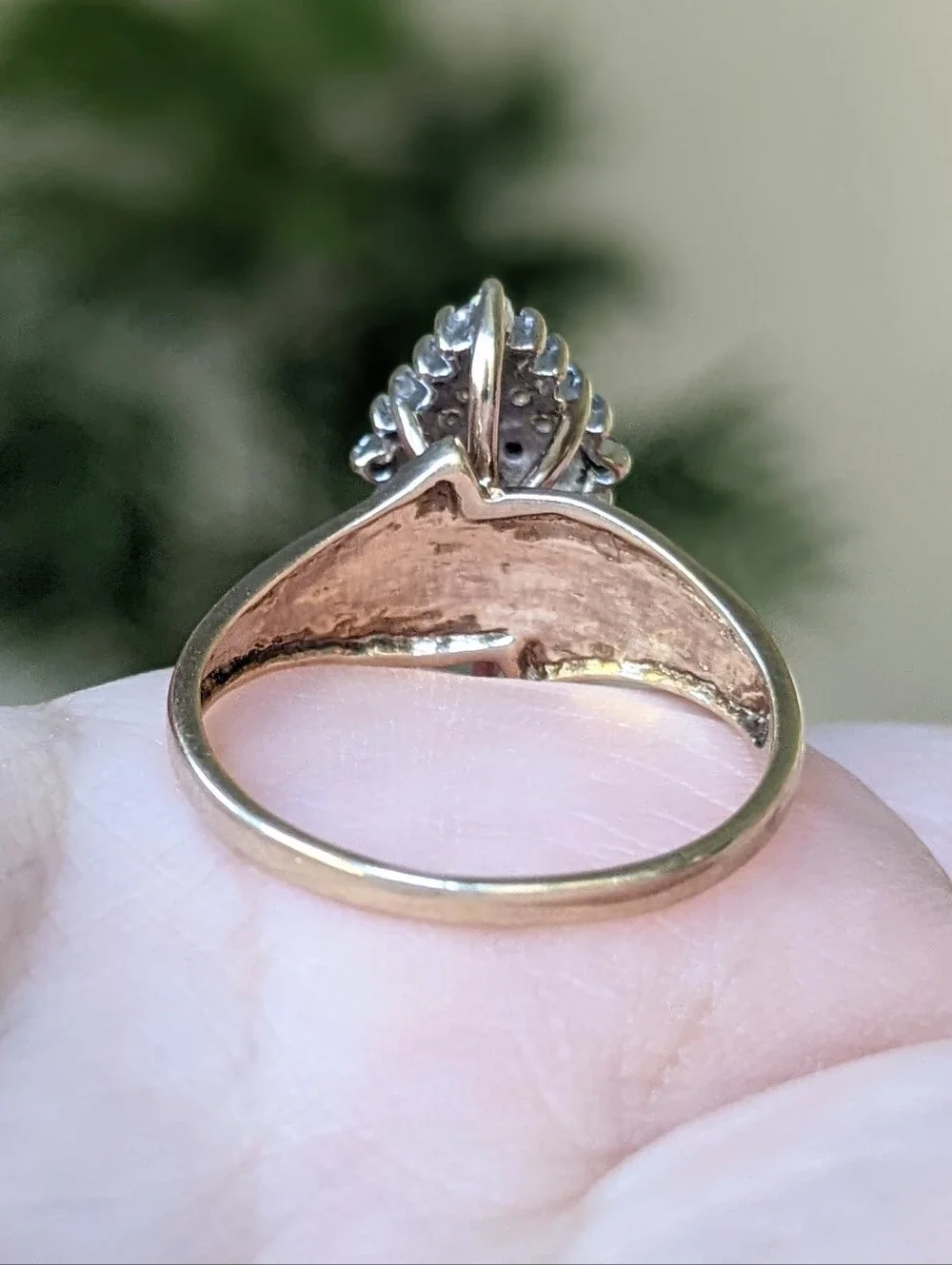 Antique 10K Gold Diamond Cluster Ring - Picture 5 of 16